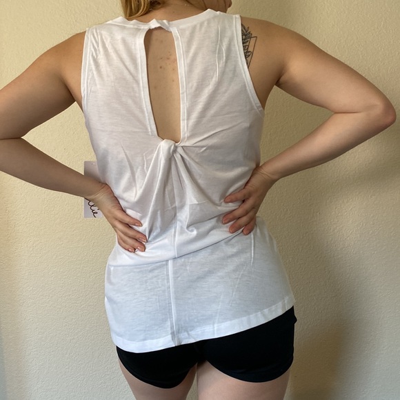 Ellie loose fitting white tank - Picture 5 of 5